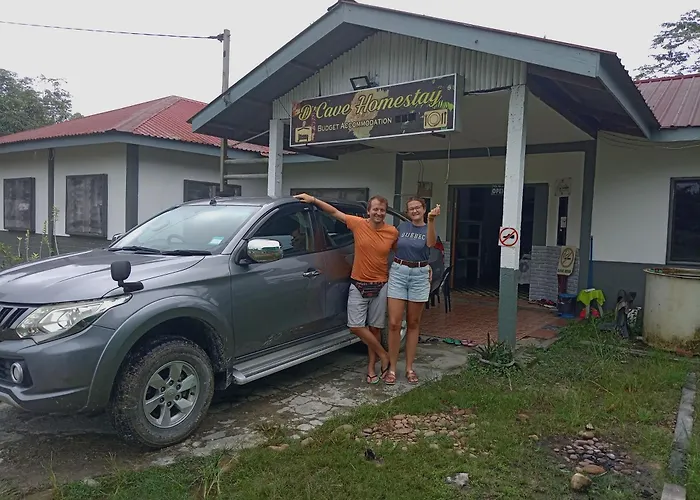 Mulu D Cave Homestay